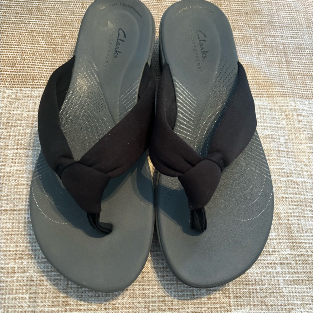 Clarks cloud steppers Size 7
